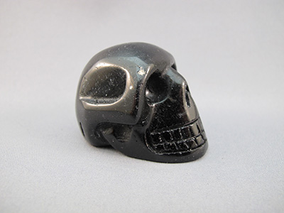 MEDIUM CRYSTAL SKULLS