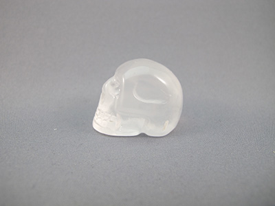 rAINBOW qUARTZ cRYSTAL sKULL