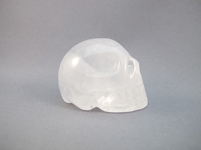 rAINBOW qUARTZ cRYSTAL sKULL