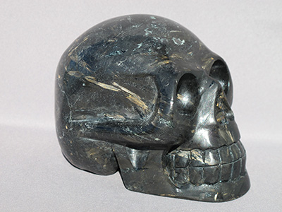 Nuummite Crystal Skulls