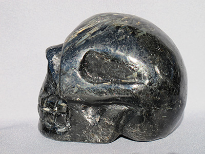 Nuummite Crystal Skulls