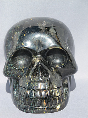 Nuummite Crystal Skulls