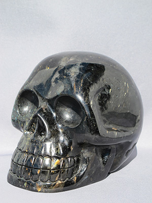 Nuummite Crystal Skulls