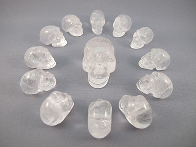 13 CRYSTAL SKULLS